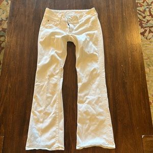 Hudson women’s white jeans size 27